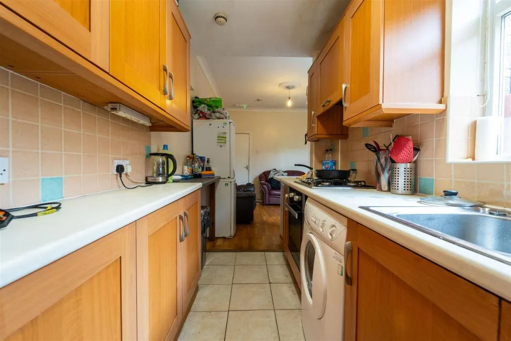 5 bedroom house for rent