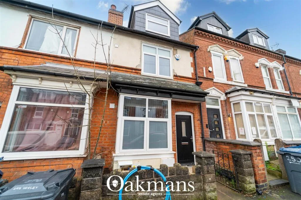 6 bedroom house for rent
