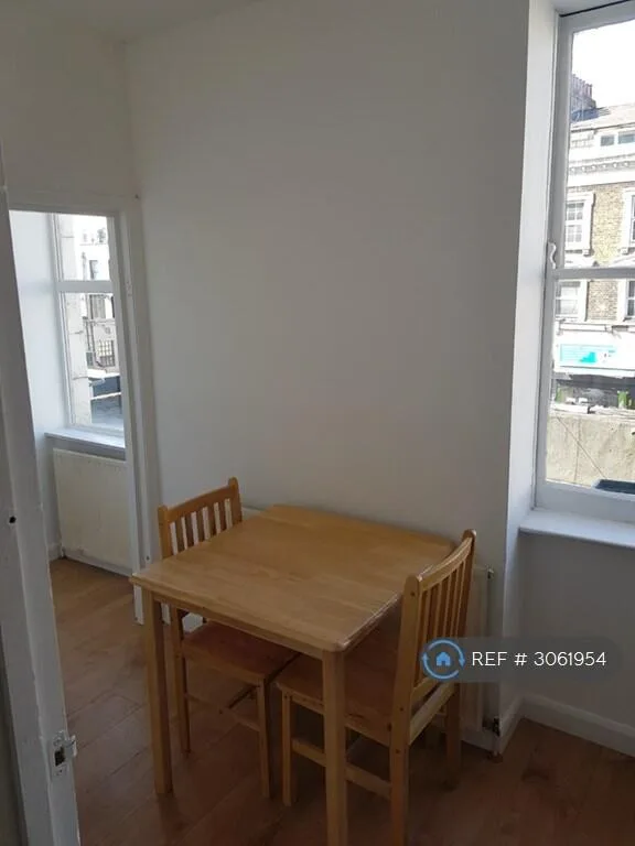 Studio flat for rent