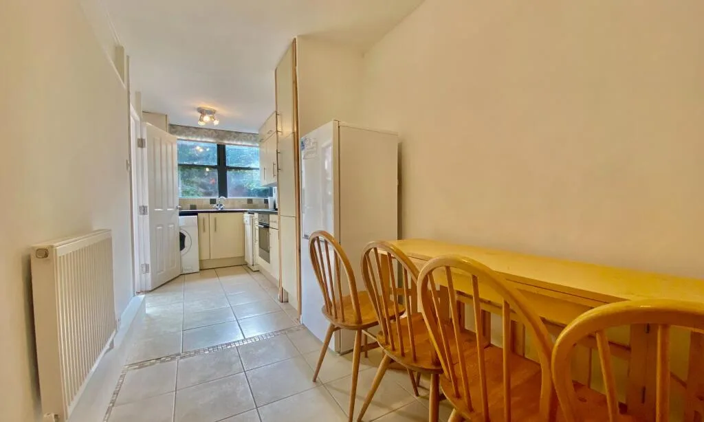 3 bedroom apartment for rent