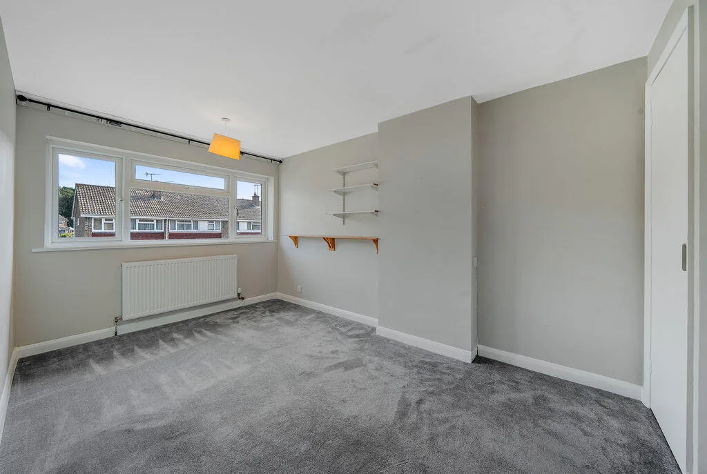 3 bedroom semi-detached house for rent