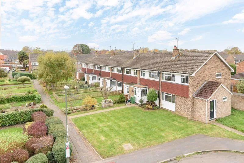 3 bedroom semi-detached house for rent