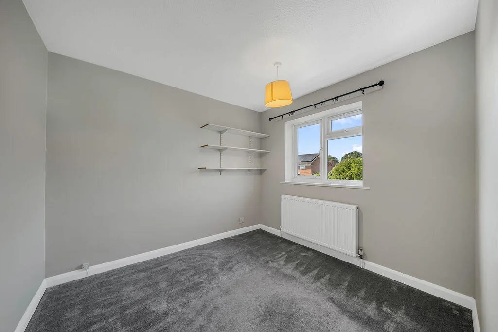 3 bedroom semi-detached house for rent