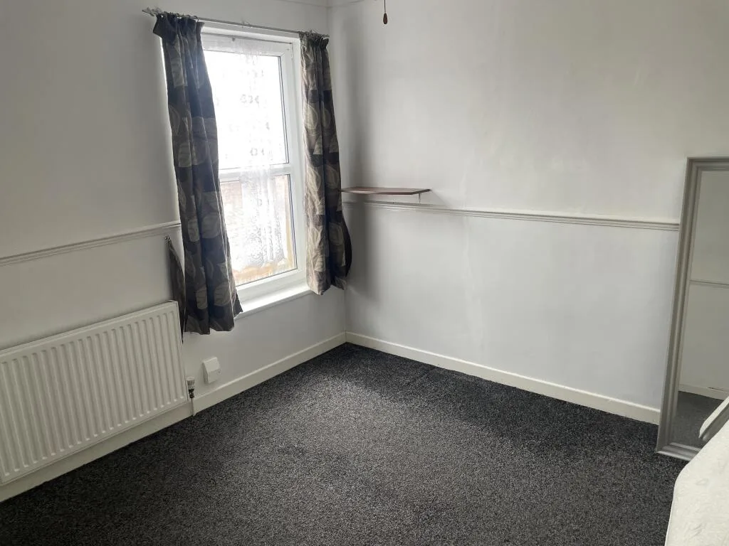 2 bedroom house for rent