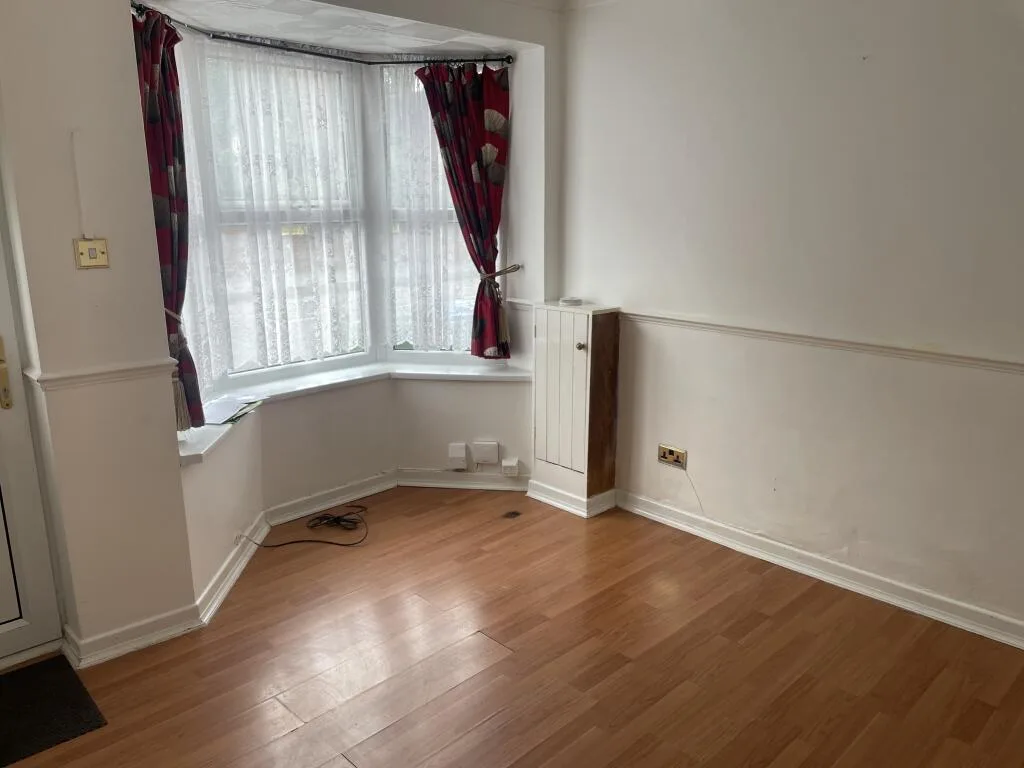 2 bedroom house for rent