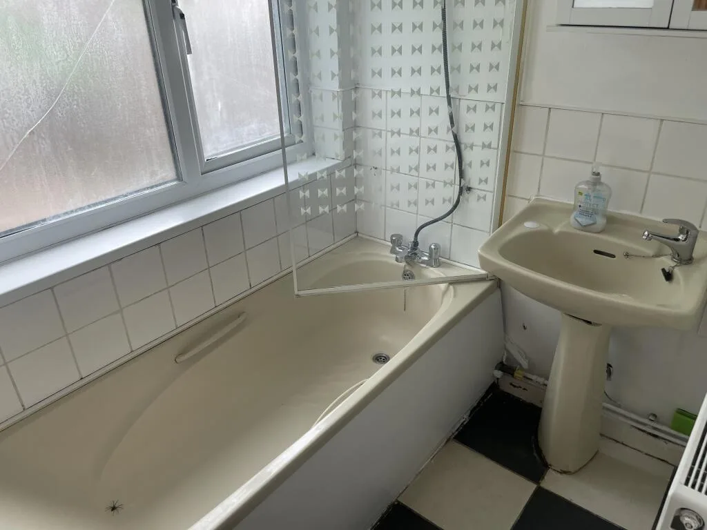 2 bedroom house for rent