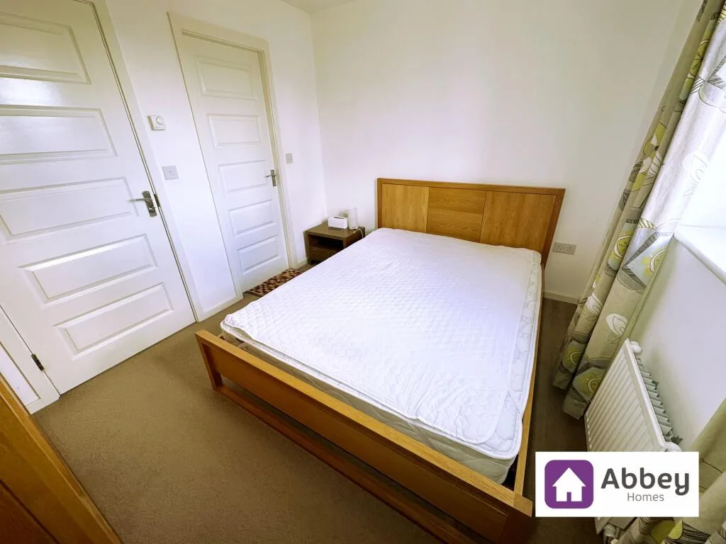 3 bedroom link detached house for rent