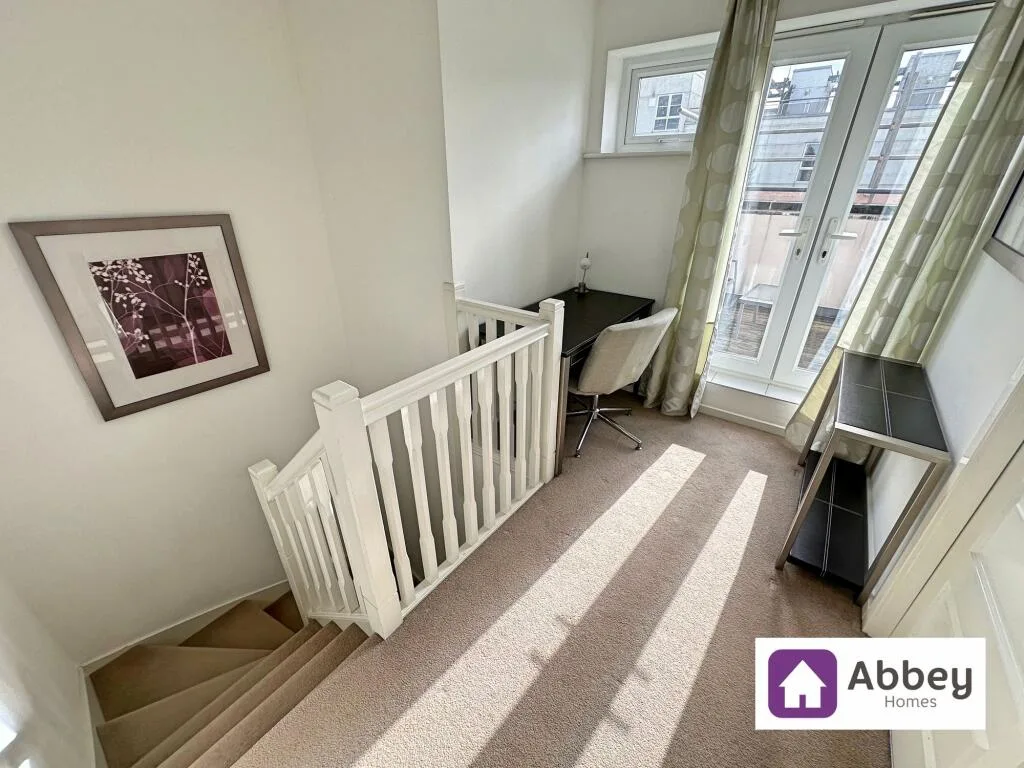 3 bedroom link detached house for rent