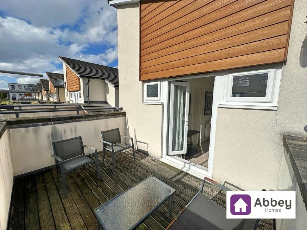 3 bedroom link detached house for rent