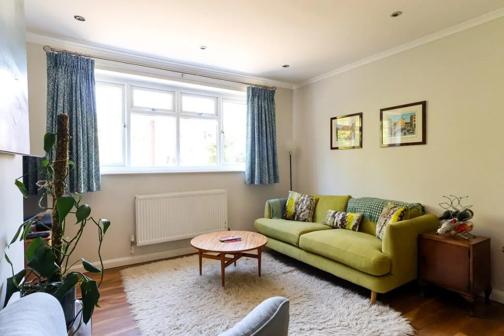 2 bedroom flat for rent