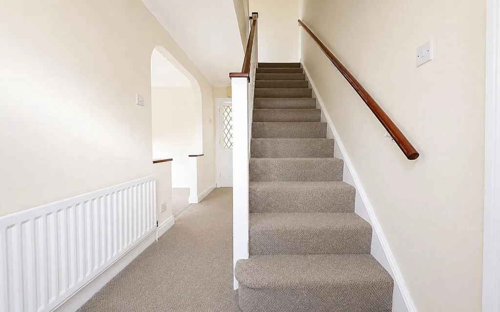 4 bedroom detached house for rent