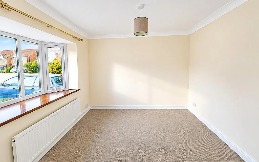 4 bedroom detached house for rent