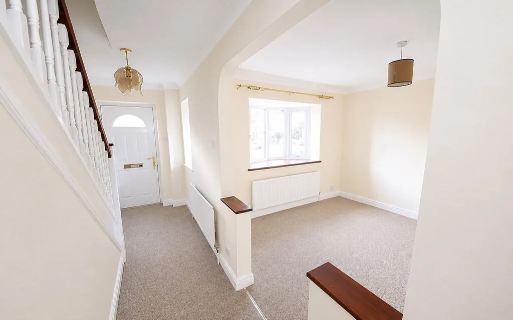4 bedroom detached house for rent