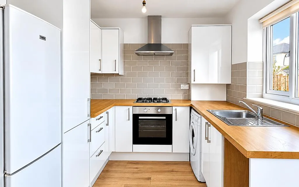 4 bedroom detached house for rent