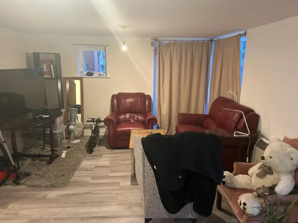 3 bedroom flat for rent