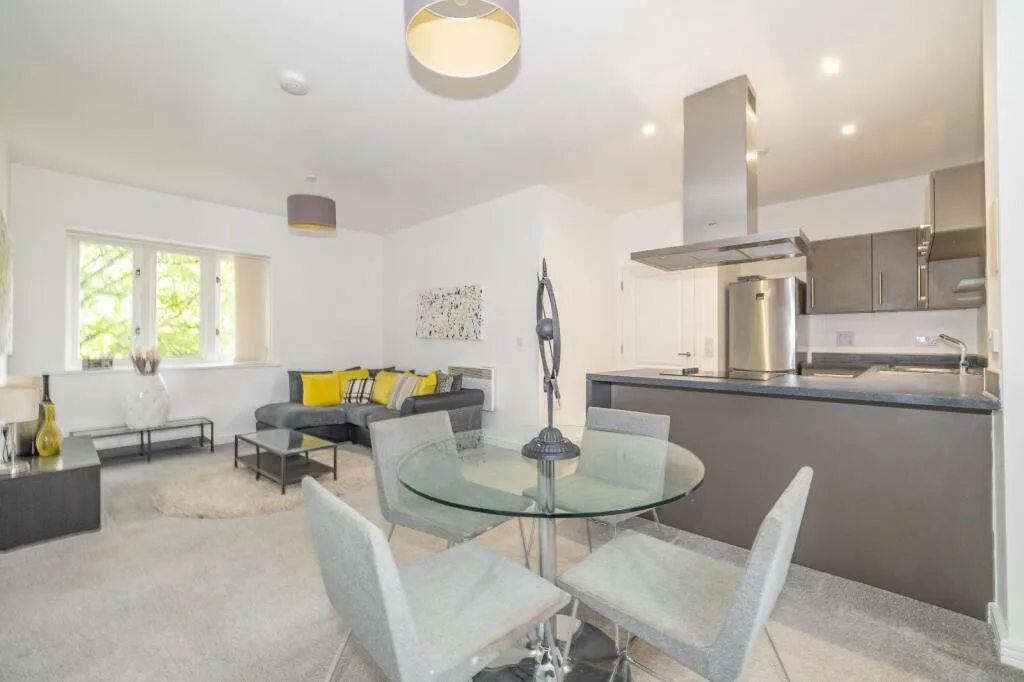 3 bedroom flat for rent
