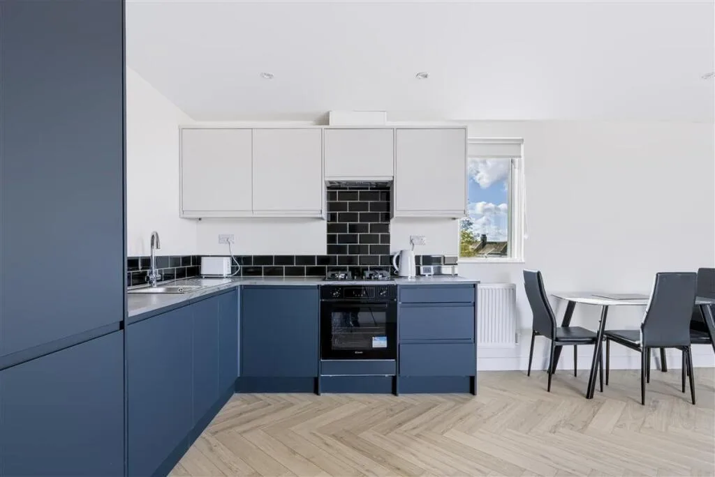 3 bedroom flat for rent
