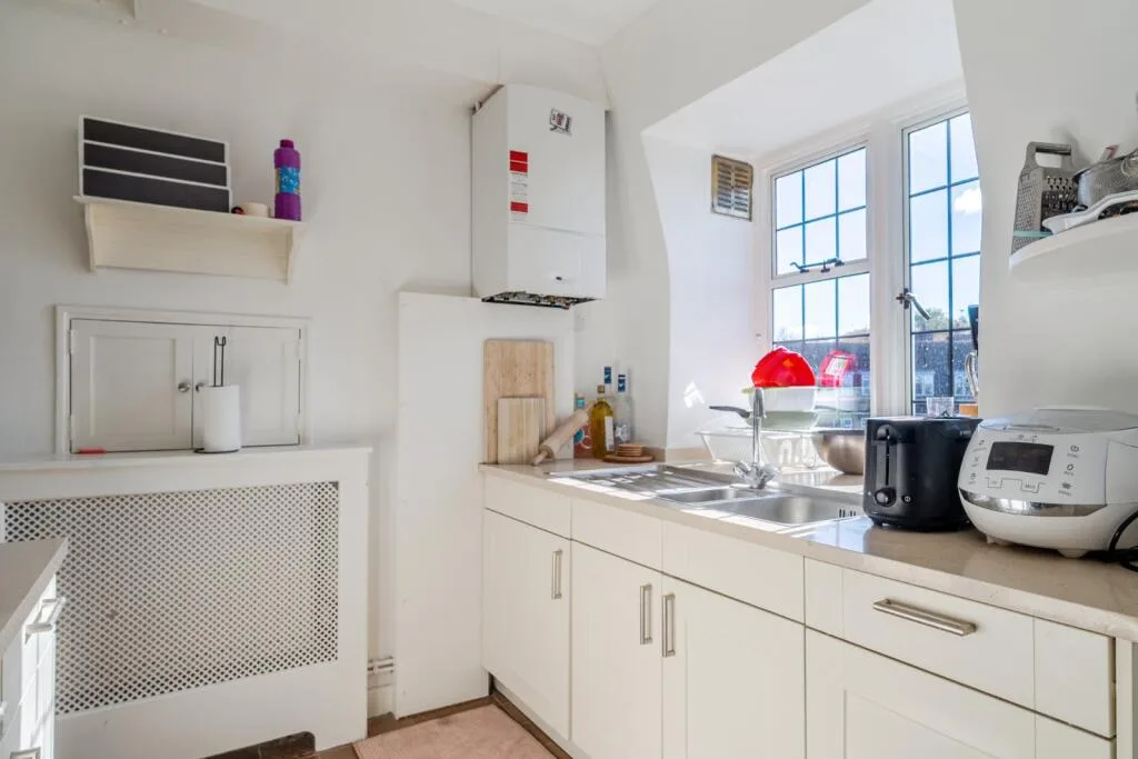 3 bedroom flat for rent