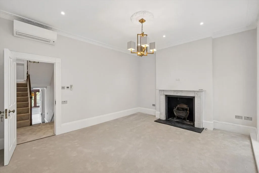 4 bedroom terraced house for rent