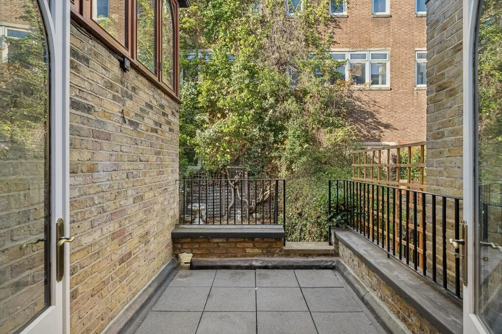 4 bedroom terraced house for rent