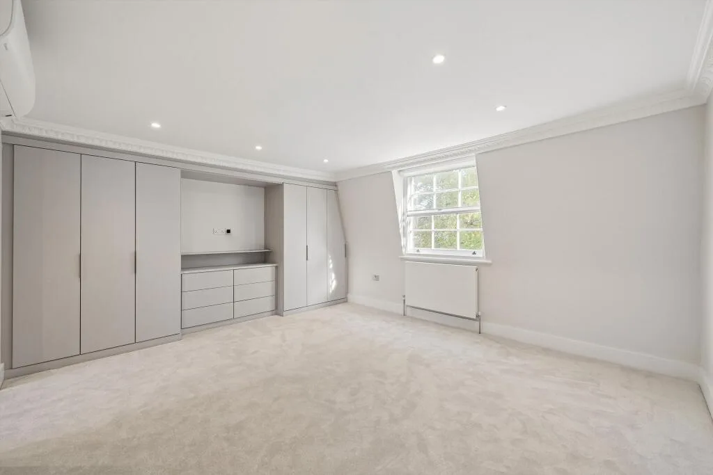 4 bedroom terraced house for rent
