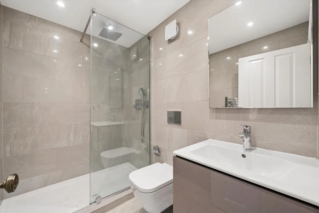 4 bedroom terraced house for rent
