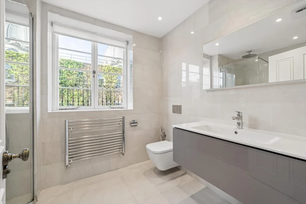4 bedroom terraced house for rent