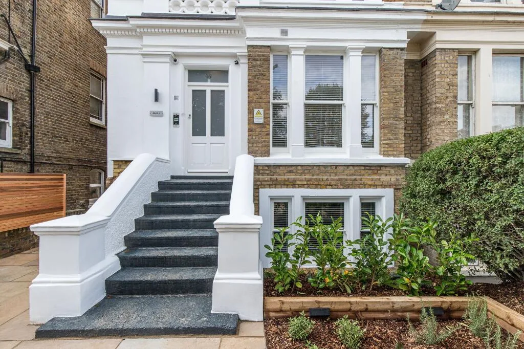 1 bedroom flat for rent