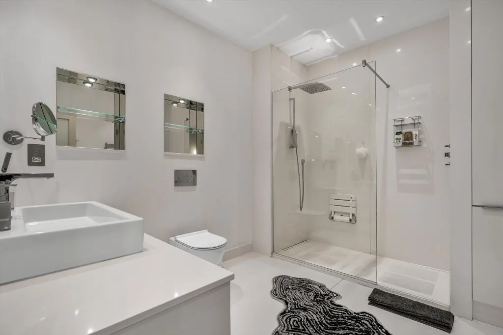 3 bedroom flat for rent