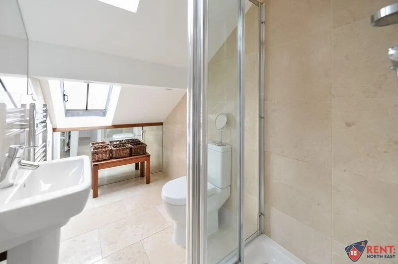 4 bedroom terraced house for rent