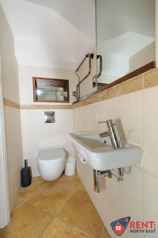4 bedroom terraced house for rent