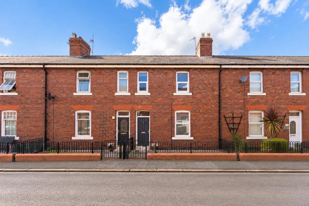 4 bedroom terraced house for rent