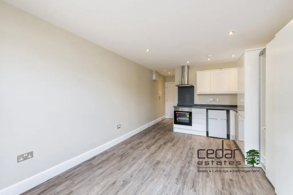 Studio flat for rent