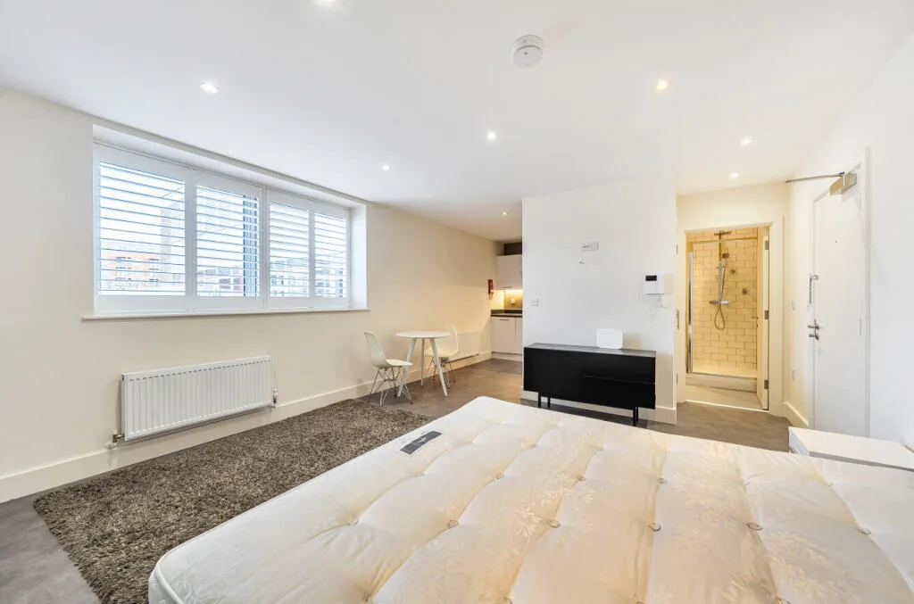 Studio apartment for rent