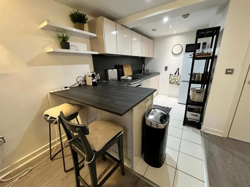 1 bedroom duplex for rent