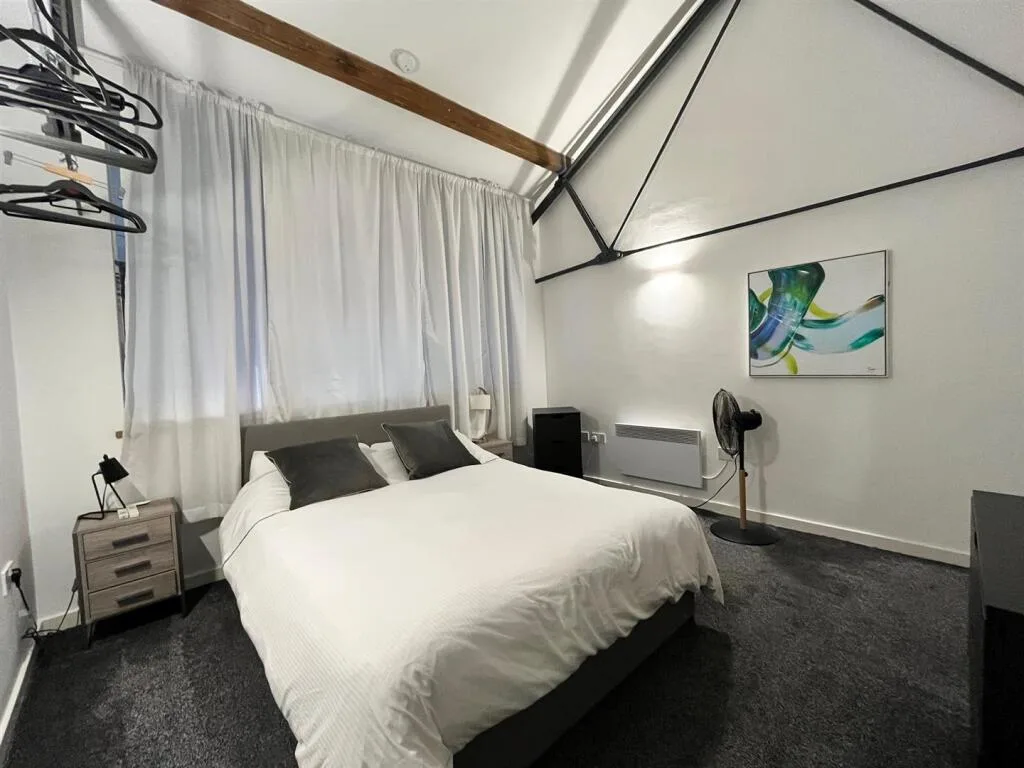 1 bedroom duplex for rent