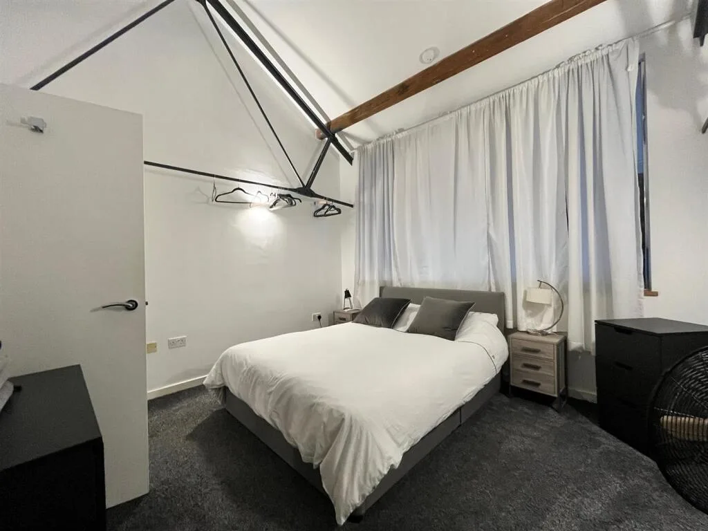 1 bedroom duplex for rent