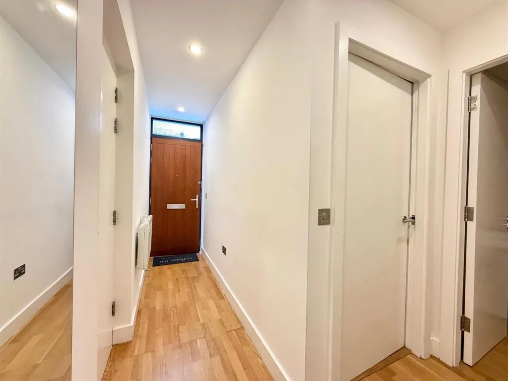 2 bedroom house for rent