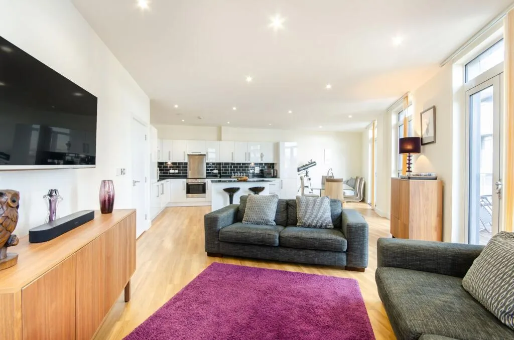 3 bedroom flat for rent