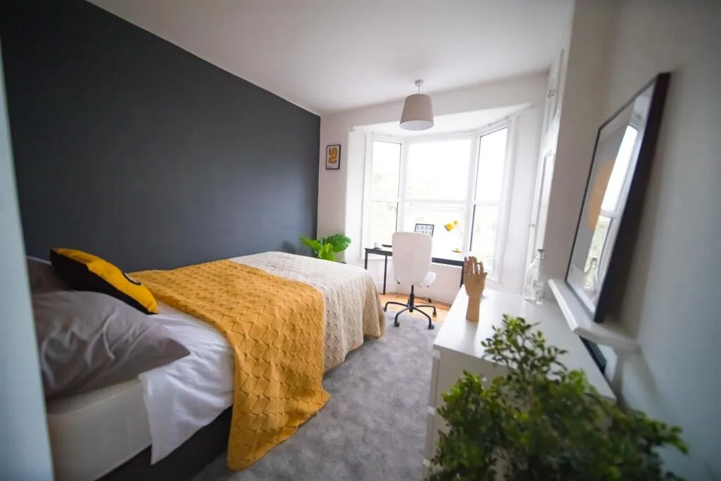 7 bedroom terraced house for rent