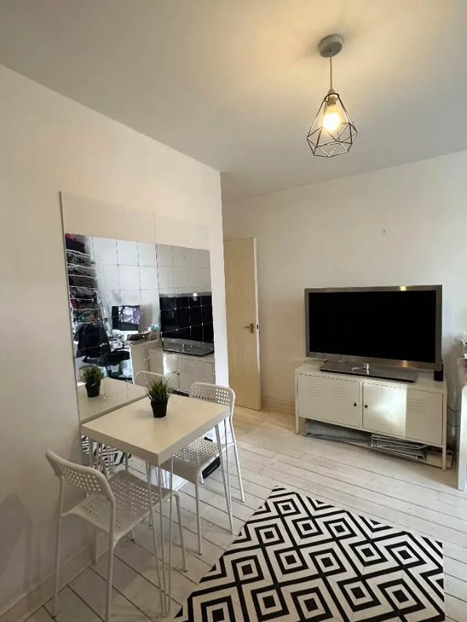 Studio apartment for rent
