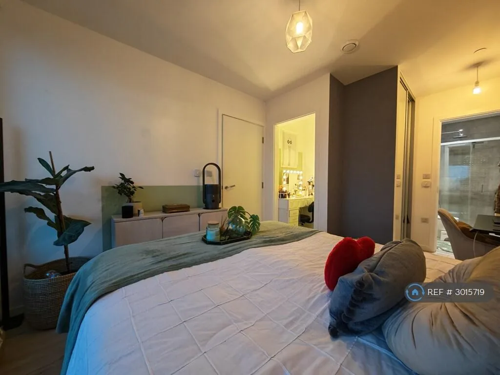 2 bedroom penthouse for rent