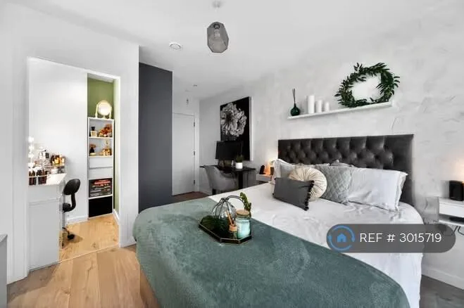 2 bedroom penthouse for rent