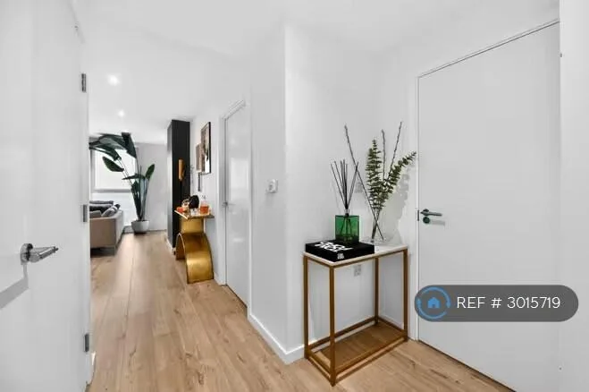 2 bedroom penthouse for rent