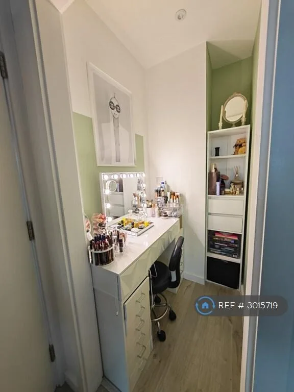 2 bedroom penthouse for rent