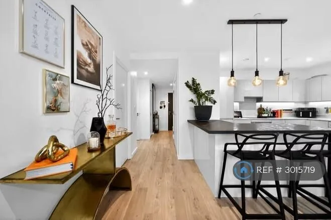 2 bedroom penthouse for rent