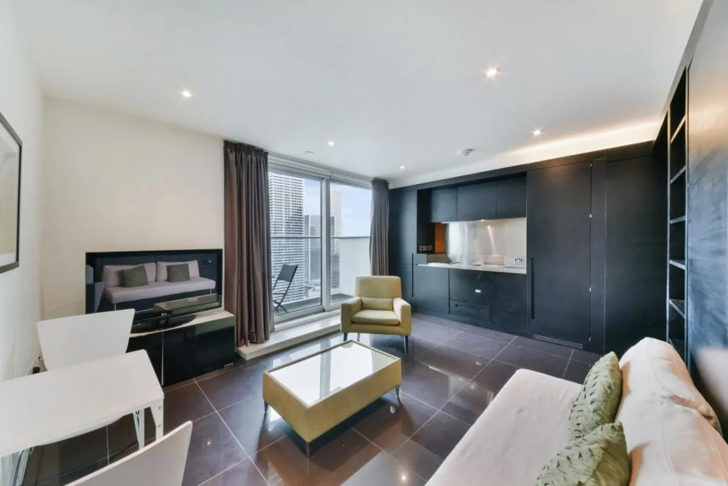 Studio flat for rent