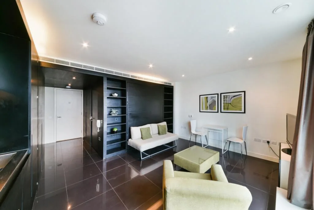 Studio flat for rent
