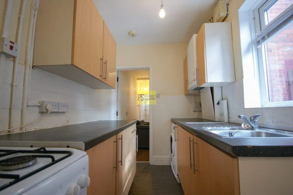 2 bedroom terraced house for rent