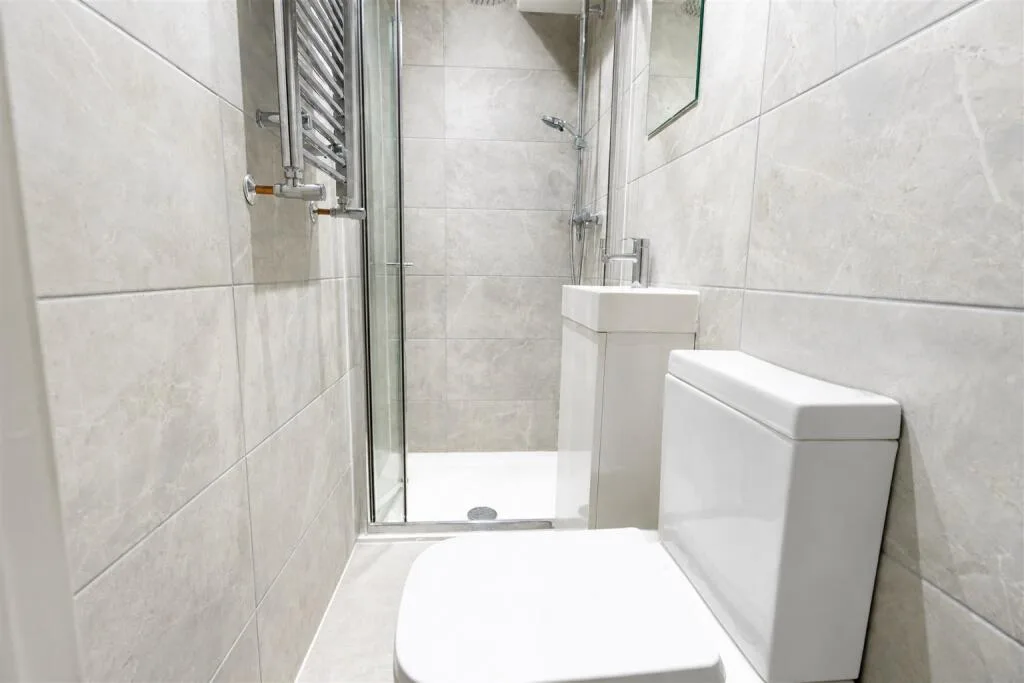 5 bedroom house for rent